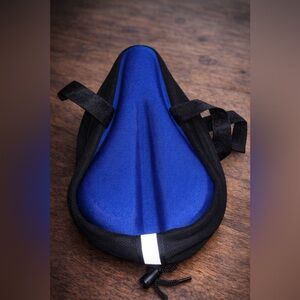 Amazon Blue and Black Bicycle Seat Cover